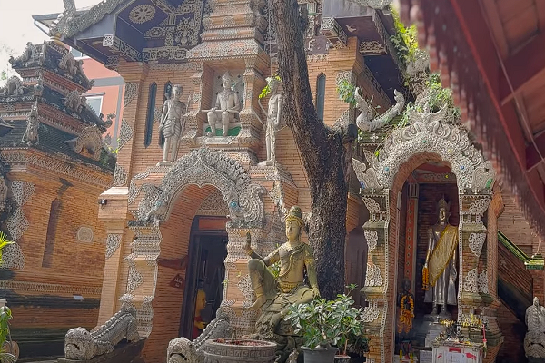 Chiang Mai: O Coração Cultural do Norte