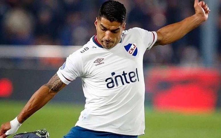 Luis Suárez fala pela primeira vez após morte de Juan Izquierdo, companheiro de carreira
